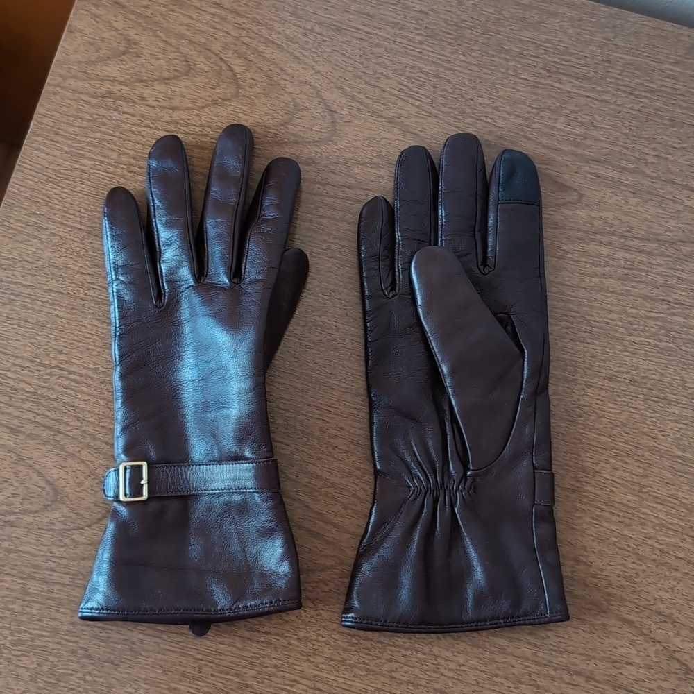 Cole Haan Women's Size Medium Gold Buckle Accent Soft Genuine Leather Gloves - Picture 10 of 10